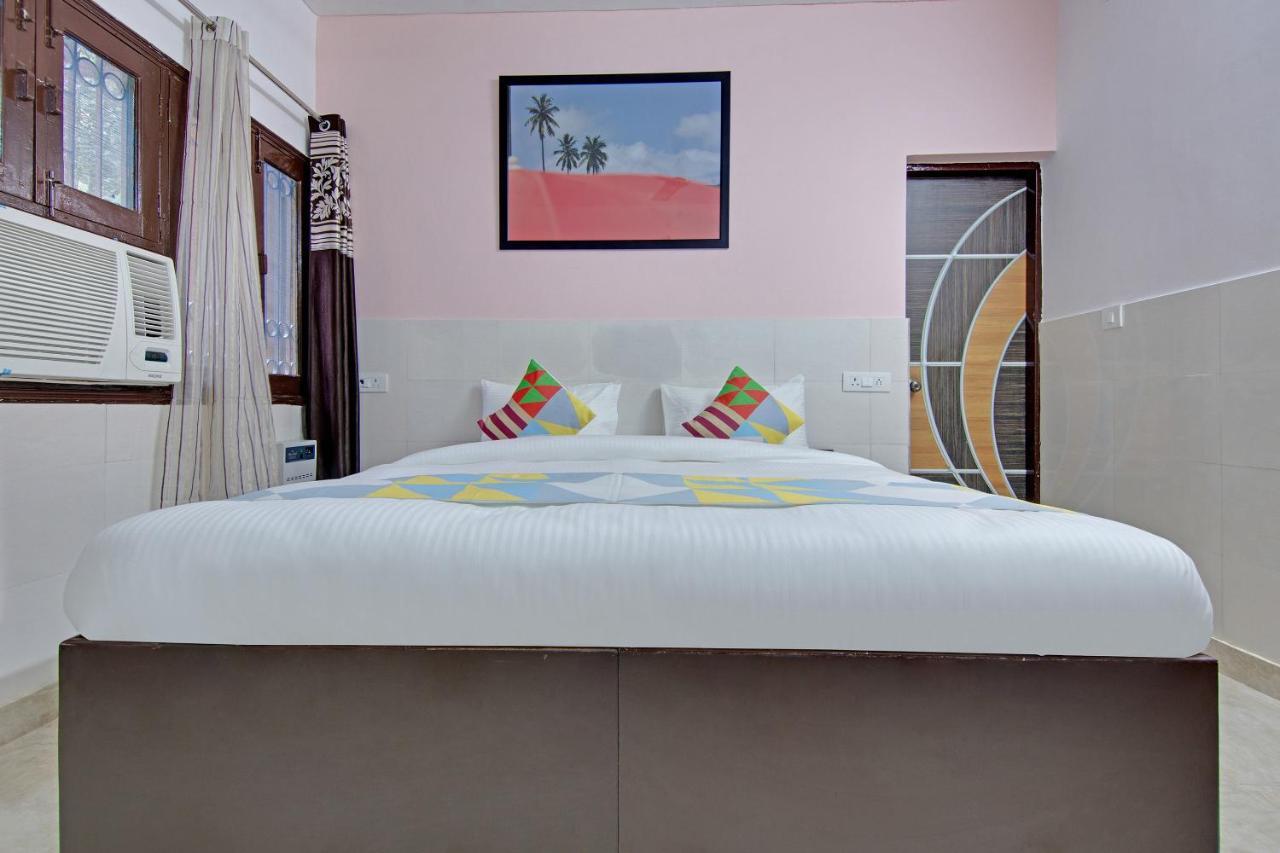 Apartment Oyo Elegant Studio Sarita Vihar Near Sarita Vihar Metro Station New Delhi