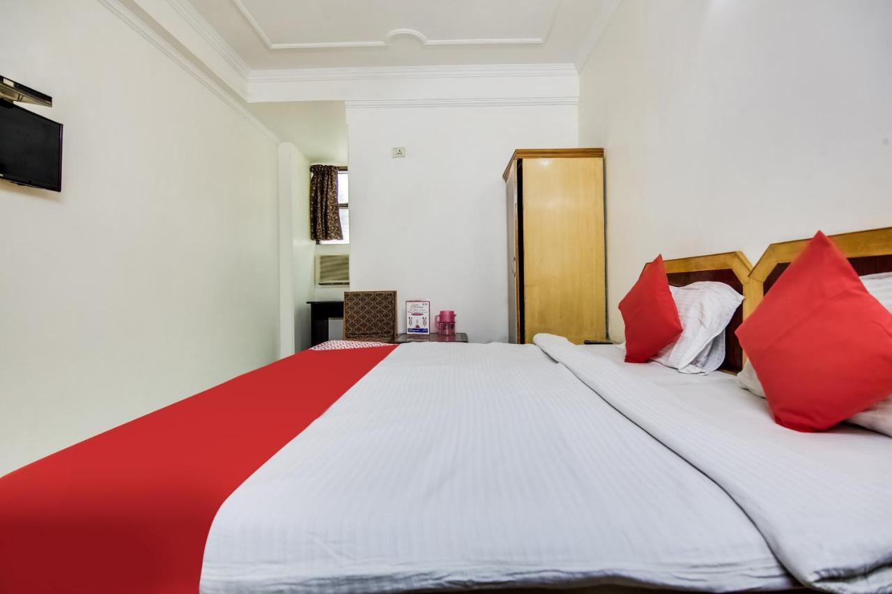 Flagship Vandana Hotel 3*