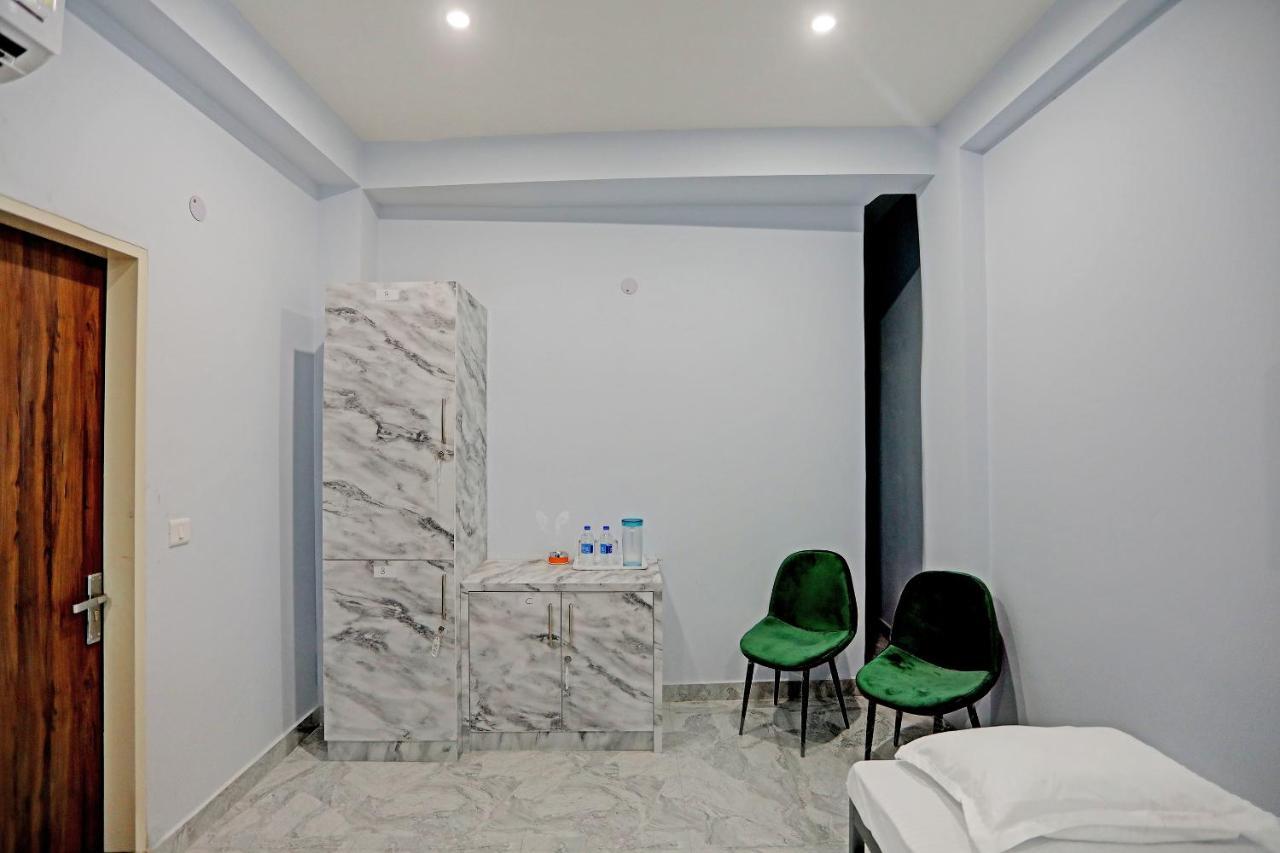 S B Inn-near Train Station Albergue *