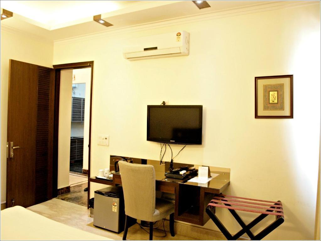 Stallen Hospitality Defence Colony Hotel New Delhi