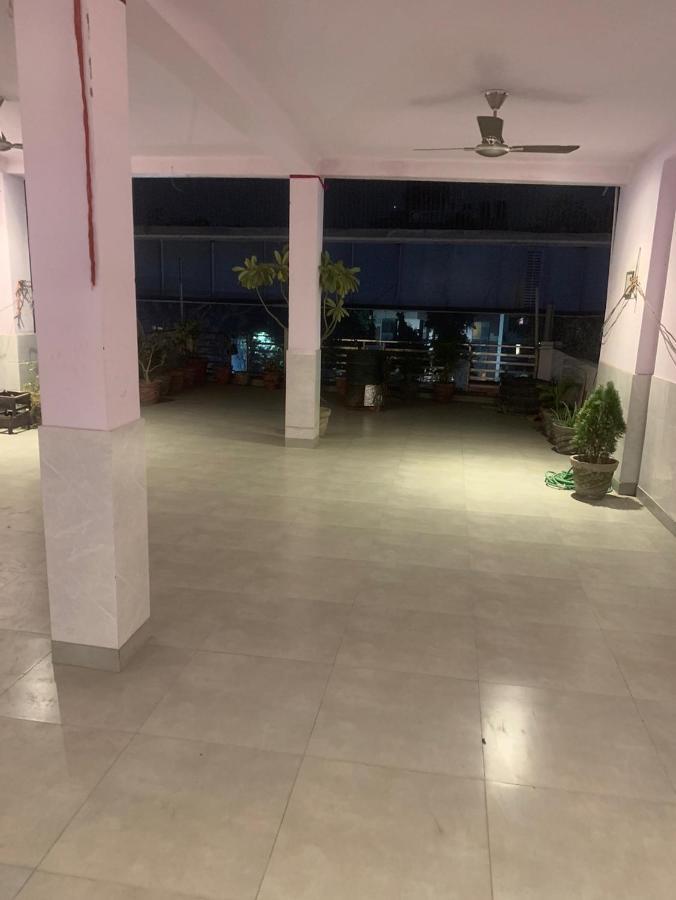 Hotel Ashu *
