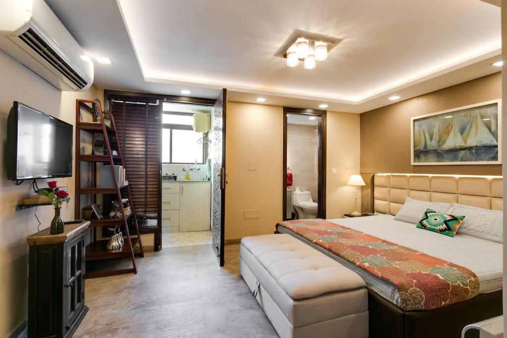 Jacuzzi, Stunning1br ,terrace, Location Holiday home