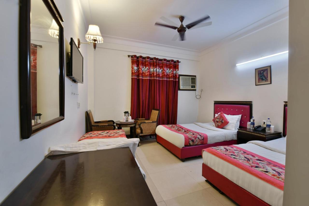Hotel I & Revels Near Railway Station- By Ap Singh