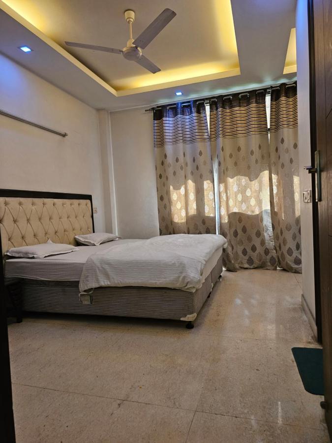 Spacious 2bhk Apartment! Apartment New Delhi