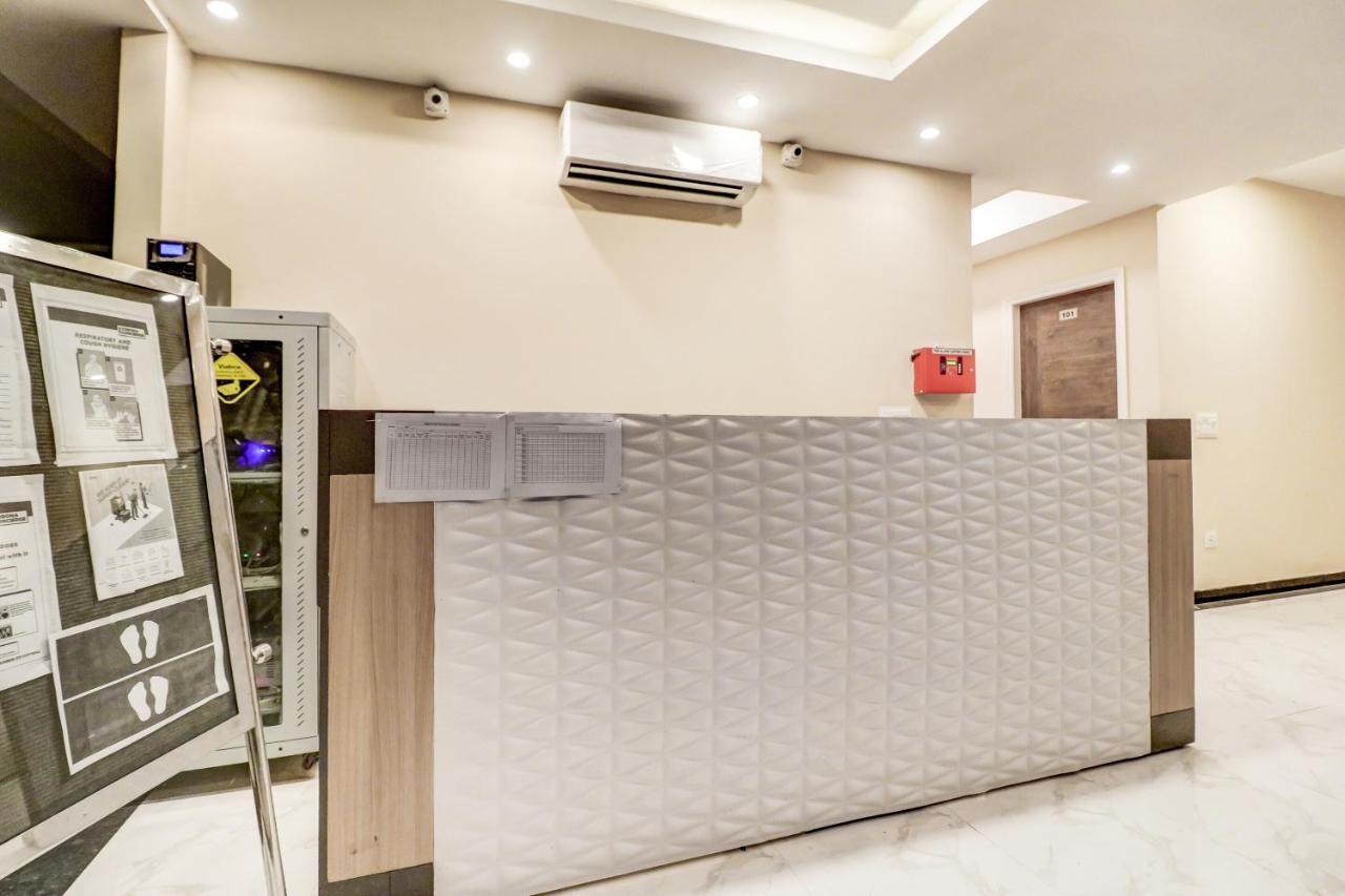 Collection O Pulpehladpur Near Tughlakabad Station Metro Station Hotel 3*