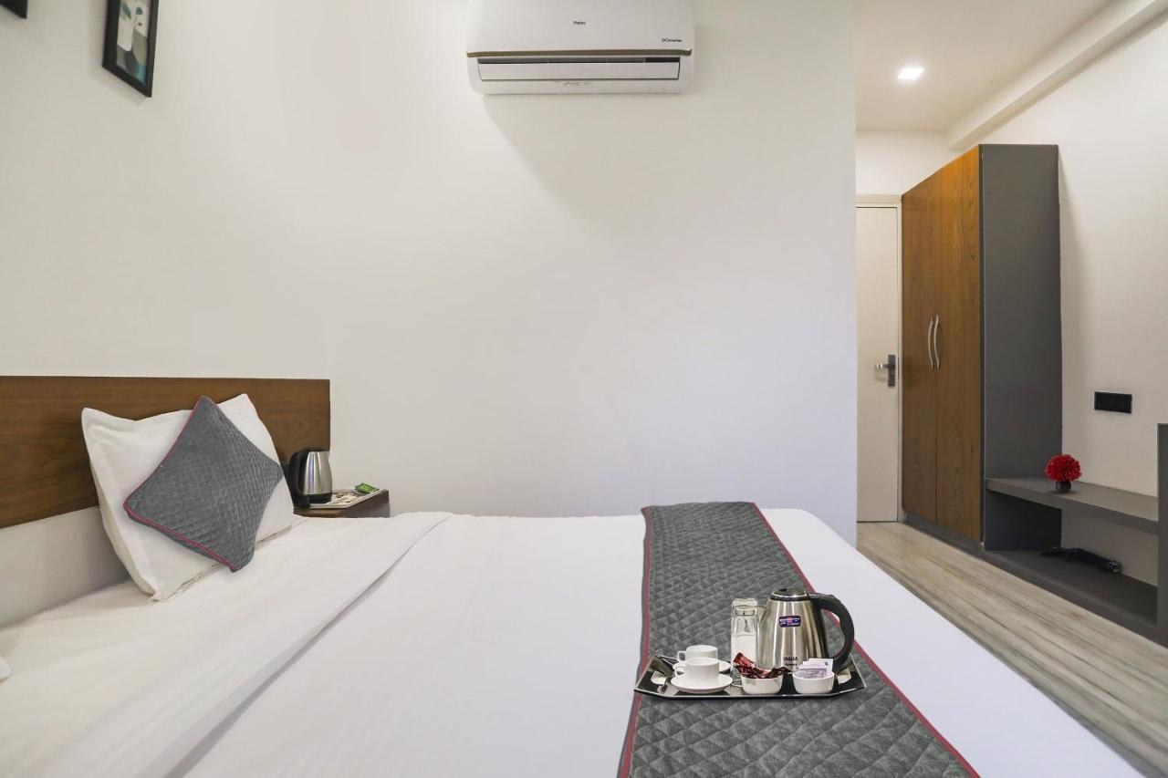 Townhouse 1142 Skyline 18 Near Palam Metro Station 3*