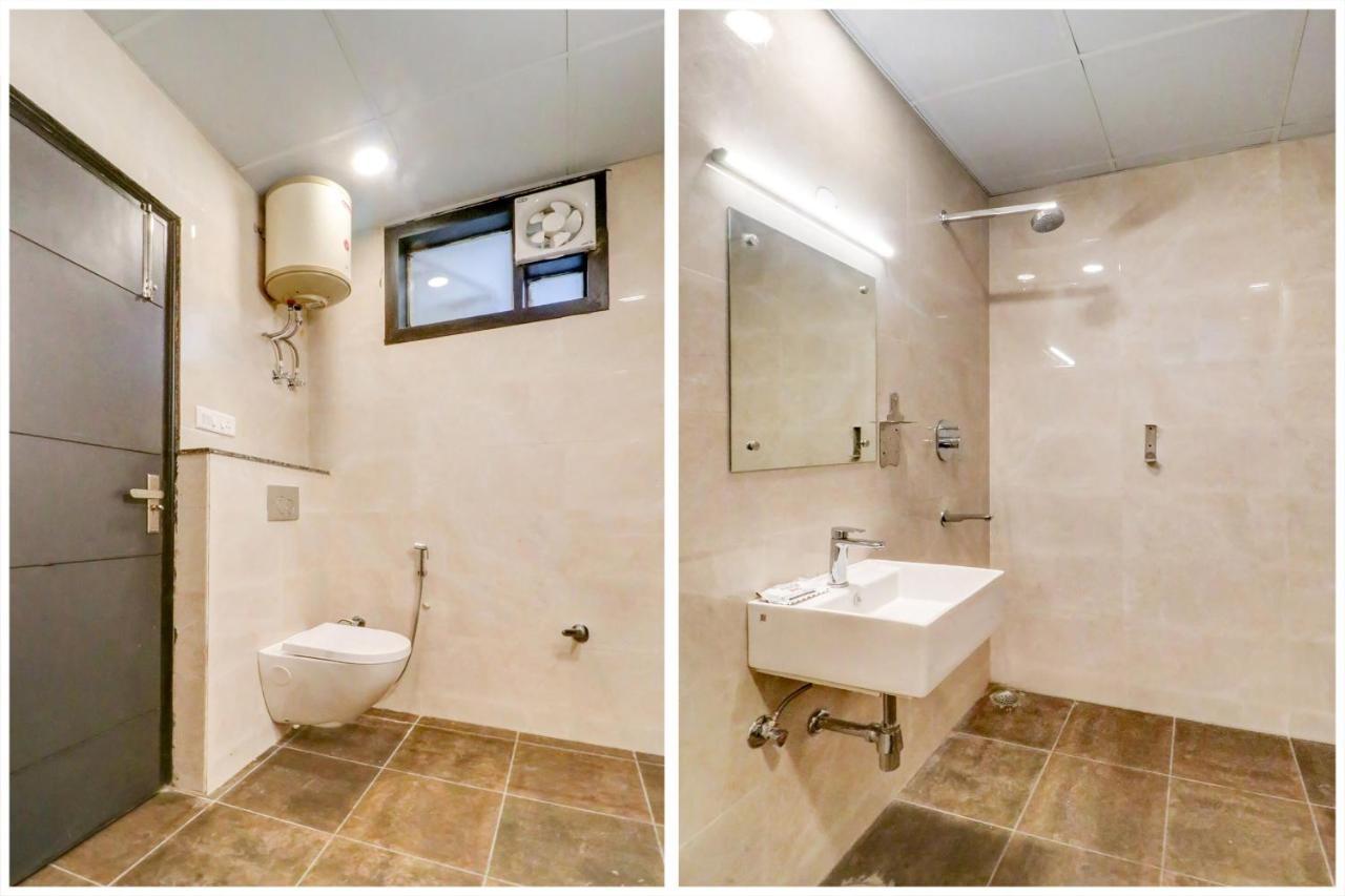 Oyo Townhouse 461 Grey House Near Nawada Metro Station Hotel New Delhi
