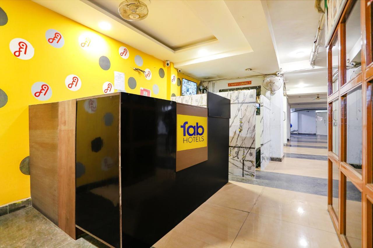 Fabhotel Silver Saffron Peera Garhi Hotel 3*