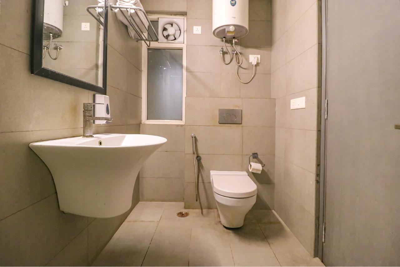 Fabexpress La Serene - Near Yamuna Sports Complex