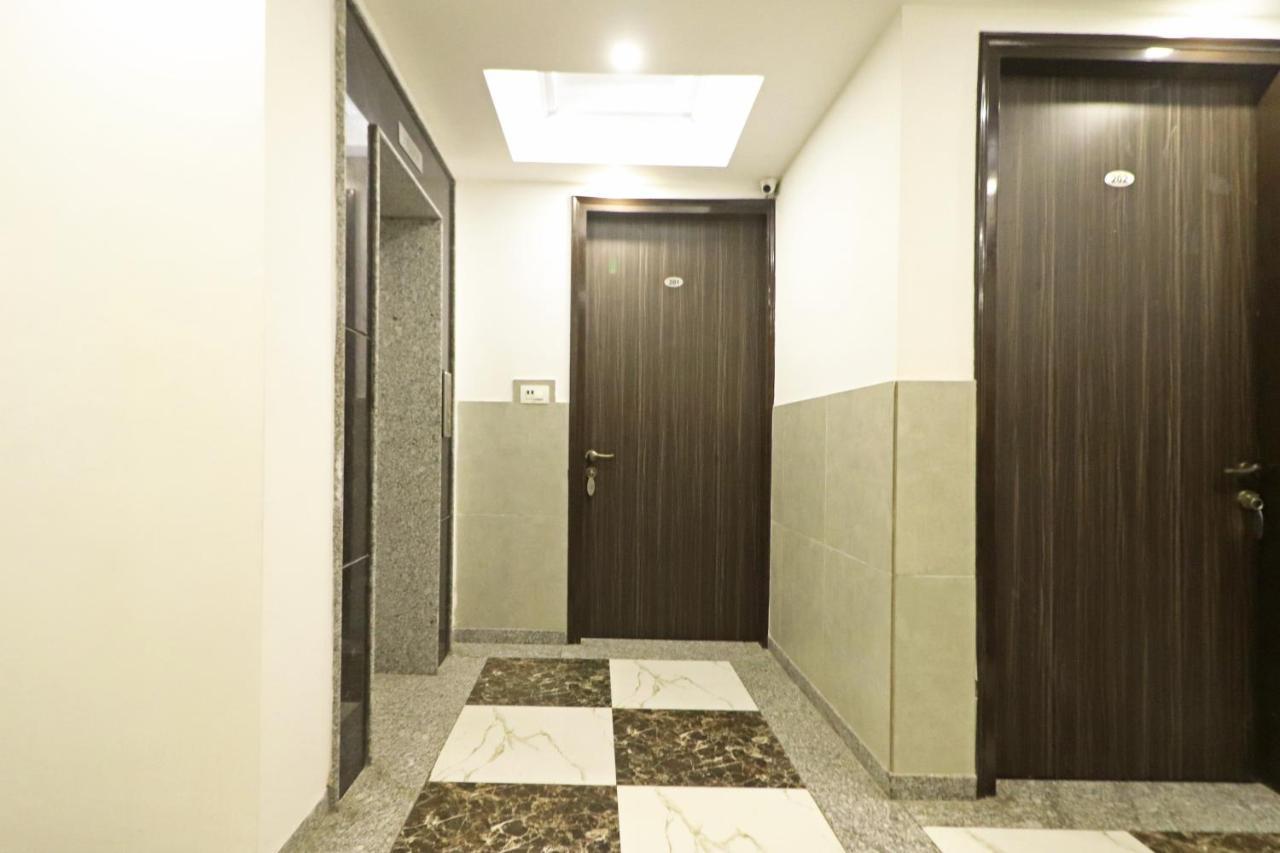 Almora Near Delhi Airport 3* New Delhi