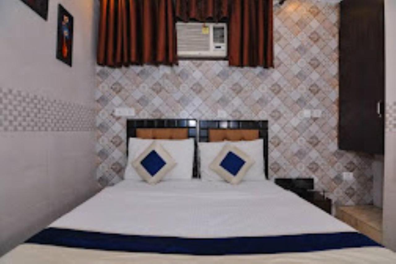 Hotel Fabhotel Rs Gera - Nr Nehru Place Market Nova Deli