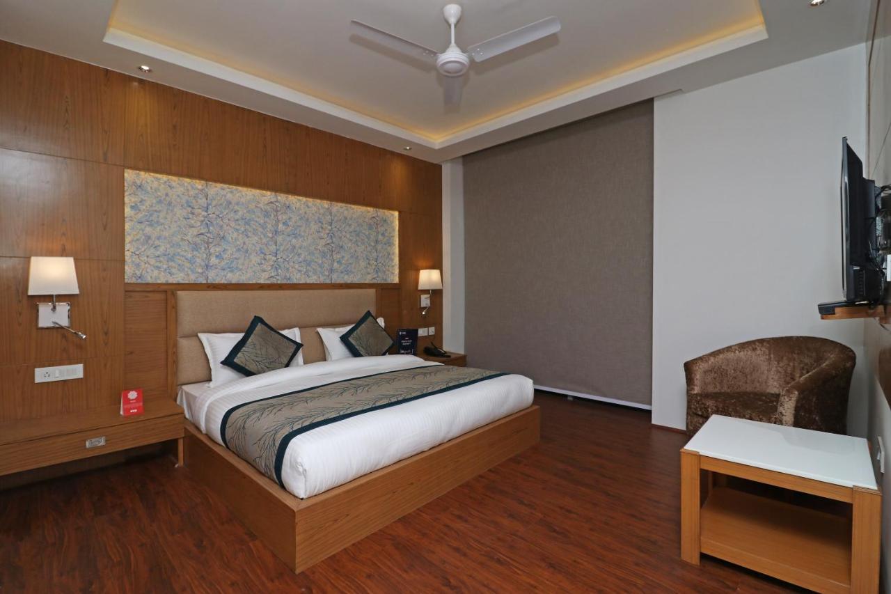 Capital O Star Near Chhatarpur Metro Station 3* Nova Deli