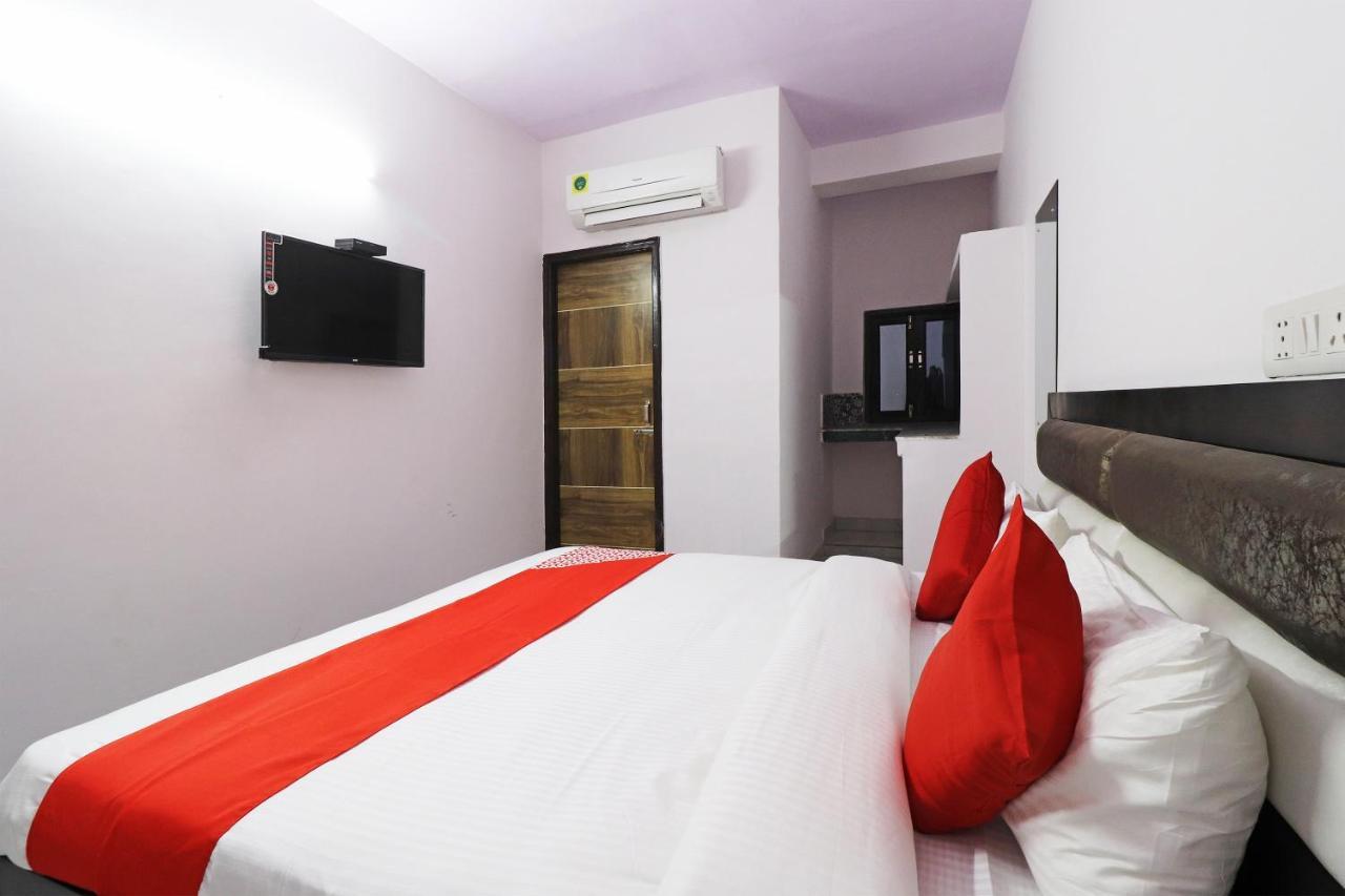 Hotel O Signature Village 3*