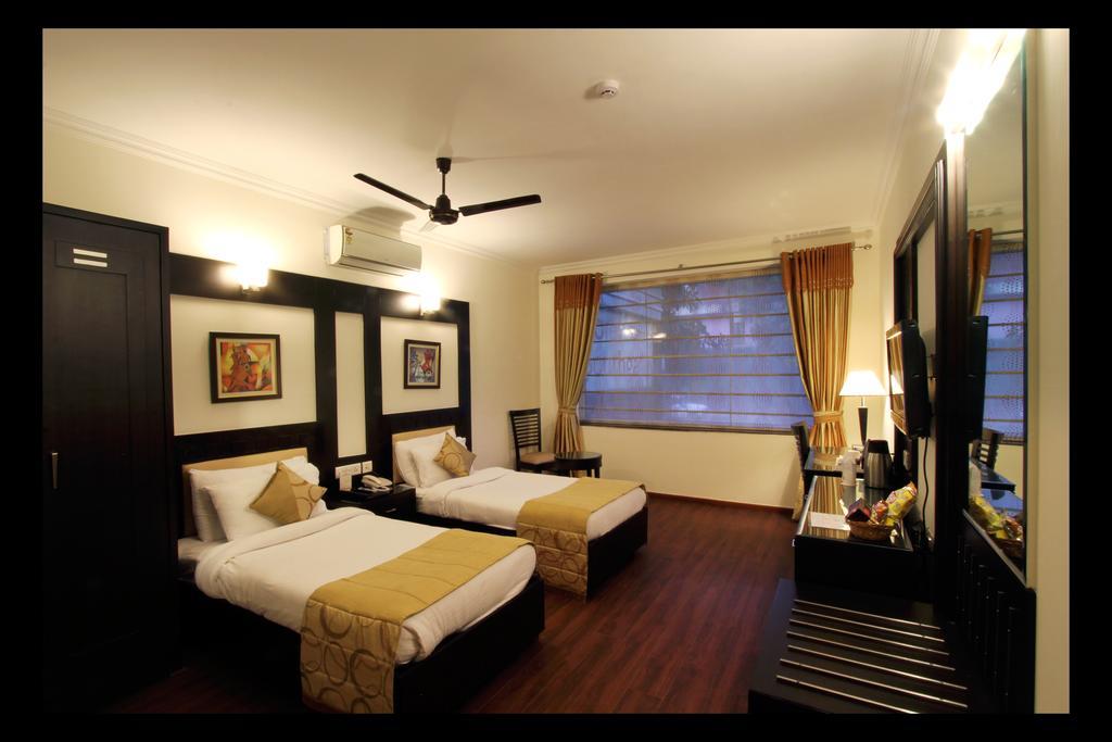 Southgate Delhi Hotel New Delhi