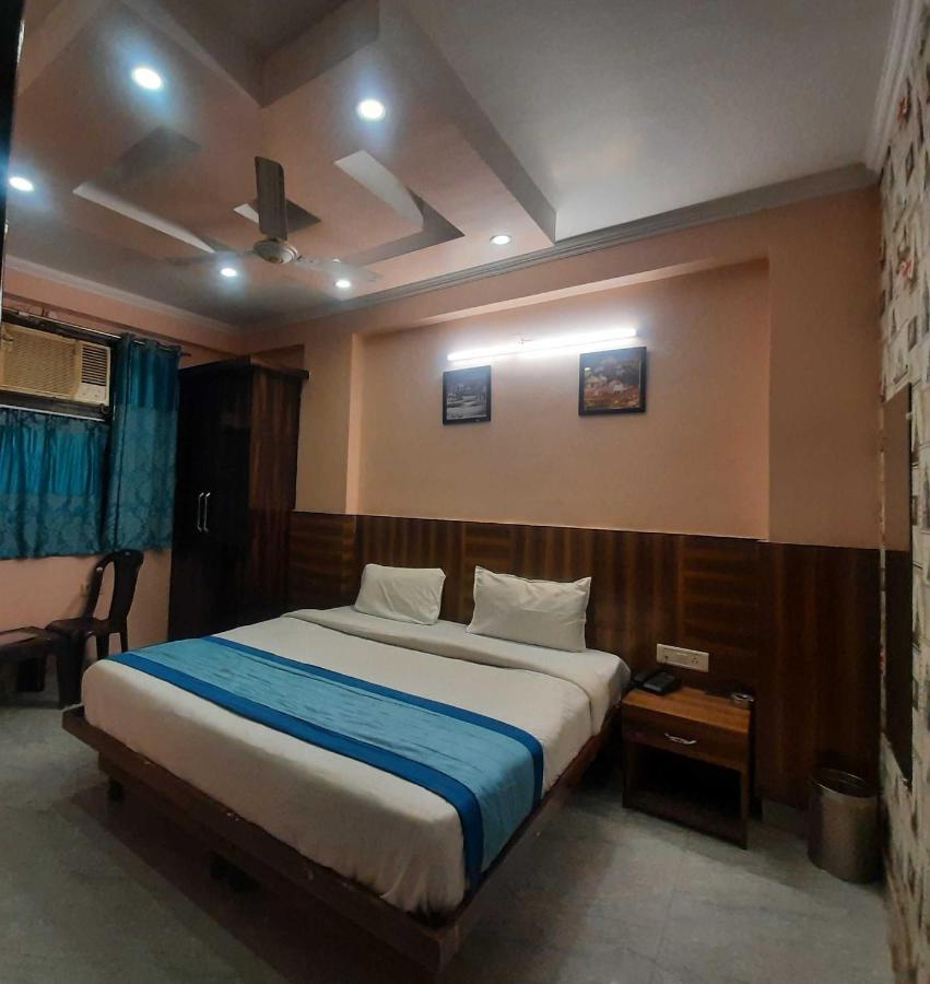 Oyo Janvi Palace Near Dwarka Sector 9 Metro Station Hotel New Delhi