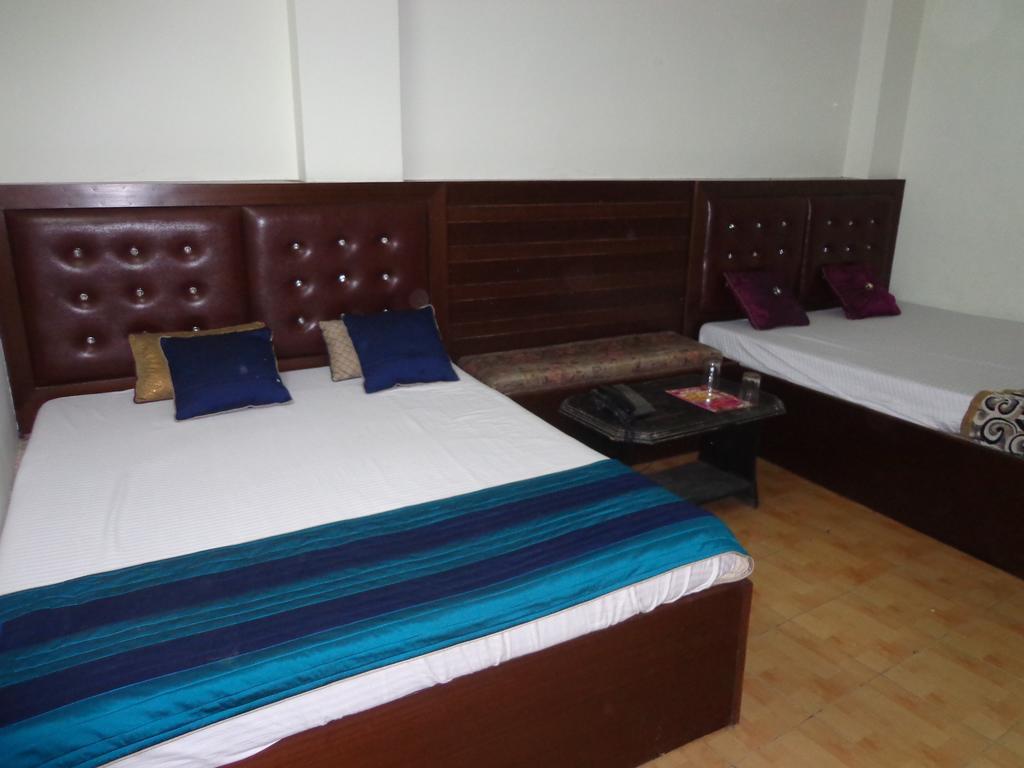 Flagship Hotel International Neelam Suites Near Jama Masjid Hotel