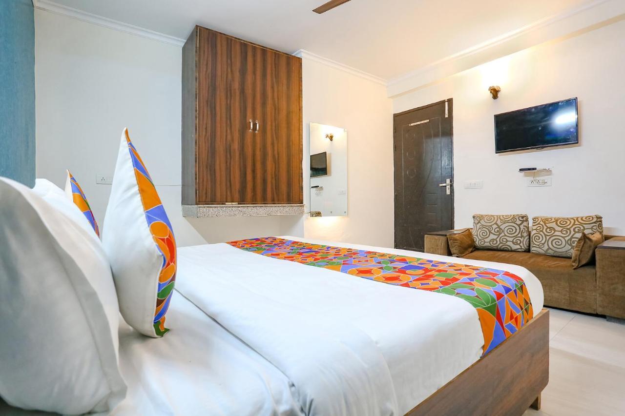 Hotel Fabexpress Mirage Near Igi Airport Nova Deli