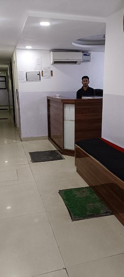 Hotel Cozy Cave Near Igi Airport Delhi