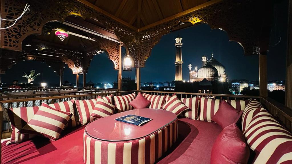 Hotel Aiwan-e-shahi 3*