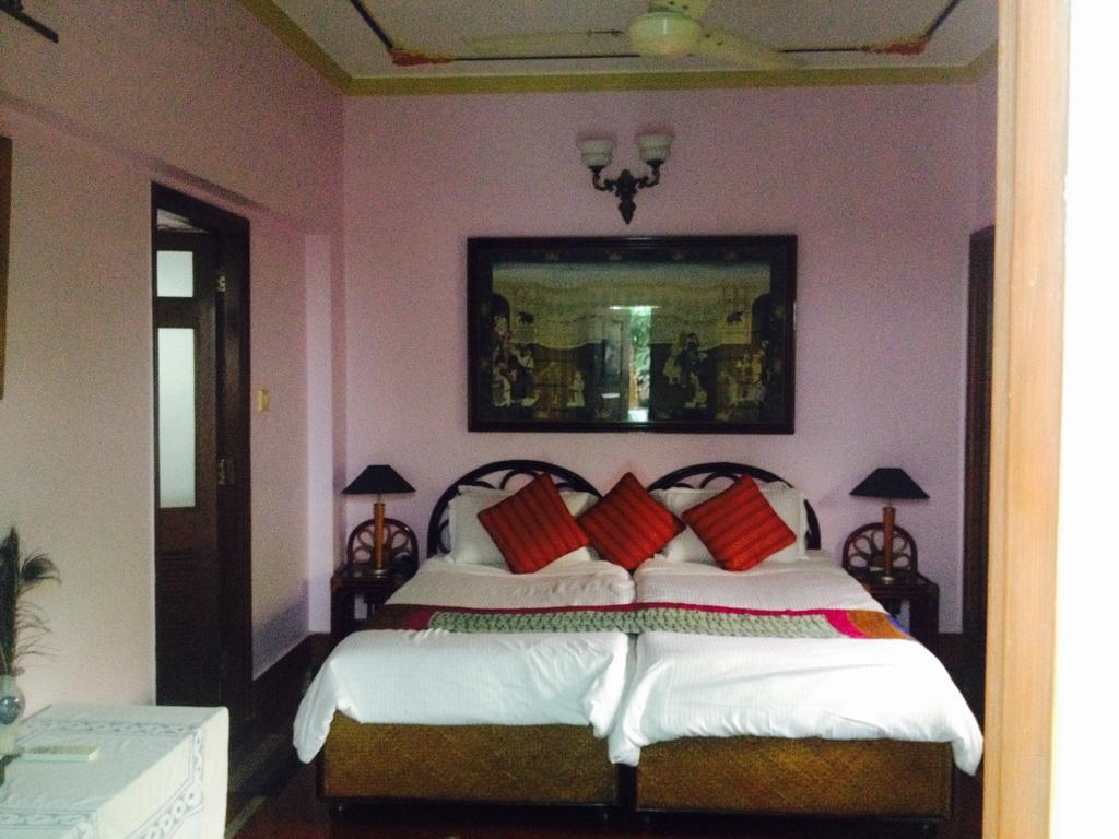 Bed & Breakfast Master *