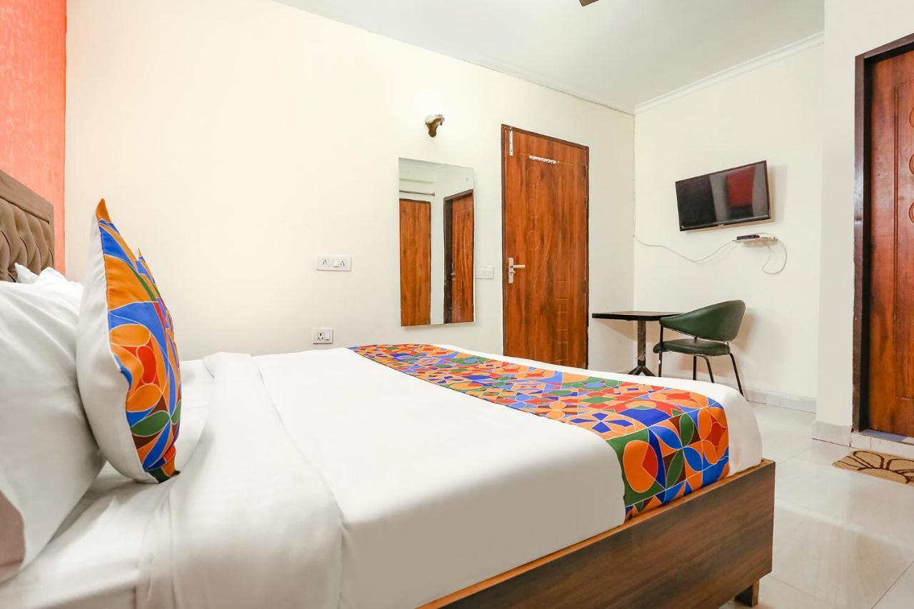Hotel Fabexpress Mirage Near Igi Airport Nova Deli