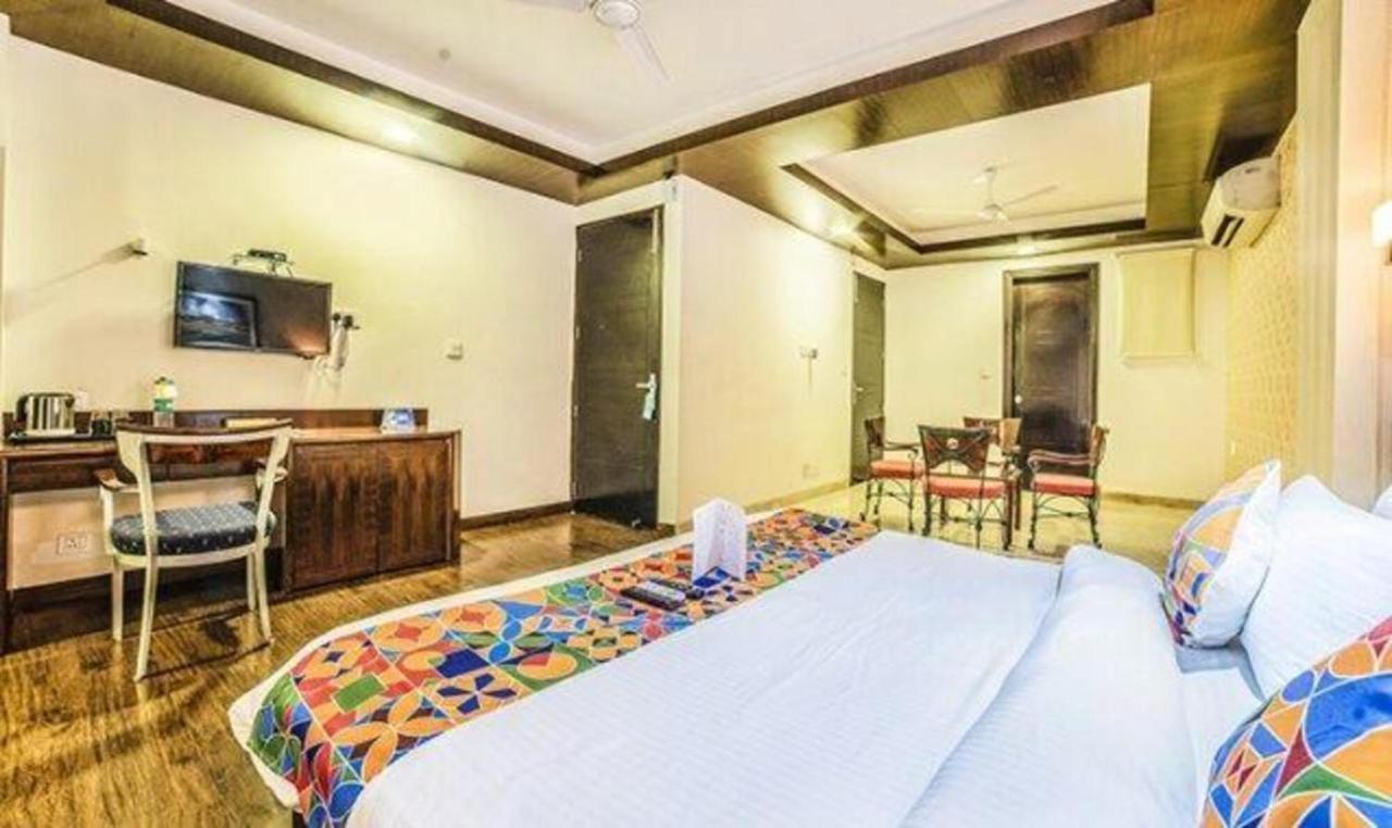 Hotel Fabhotel Galaxy - Nr Patel Nagar Metro