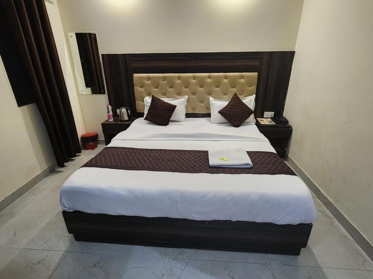 Ivy Plaza Luxury