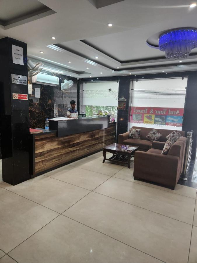 Ivy Plaza Luxury Hotel