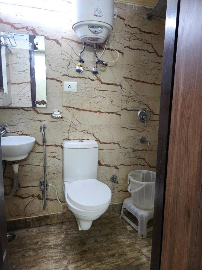 Cozy Cave Near Igi Airport Delhi Hotel Nova Deli