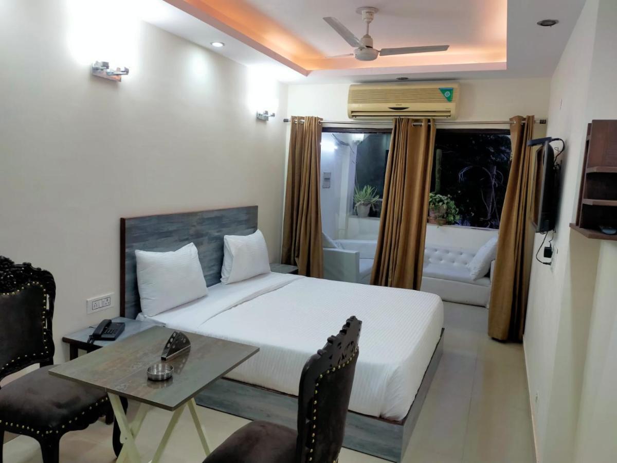 Hotel Jpm - East Of Kailash Nova Deli