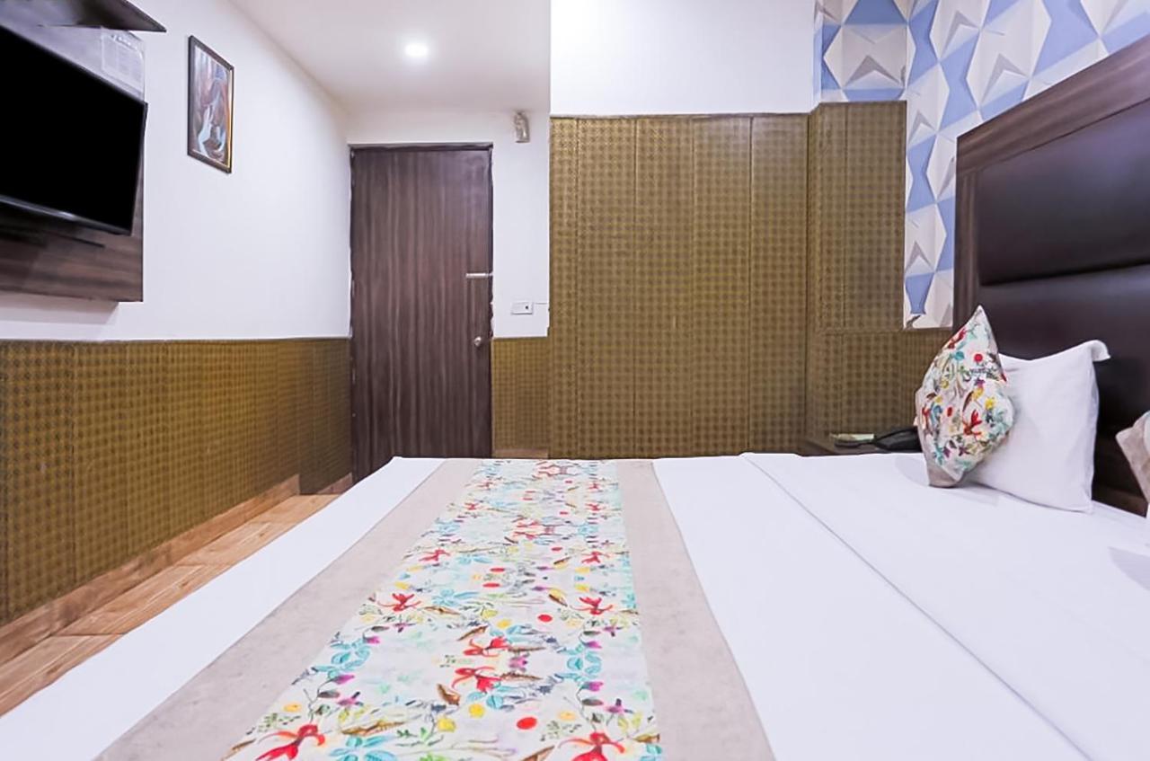 Roomshala 067 Rs Residency 3* New Delhi