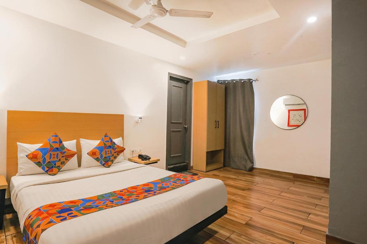 Fabexpress Pp Residency Hotel 4*