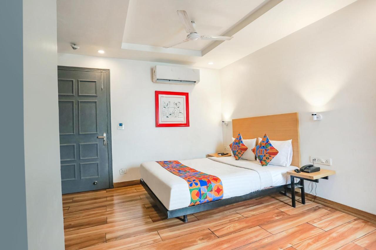 Fabexpress Pp Residency Hotel