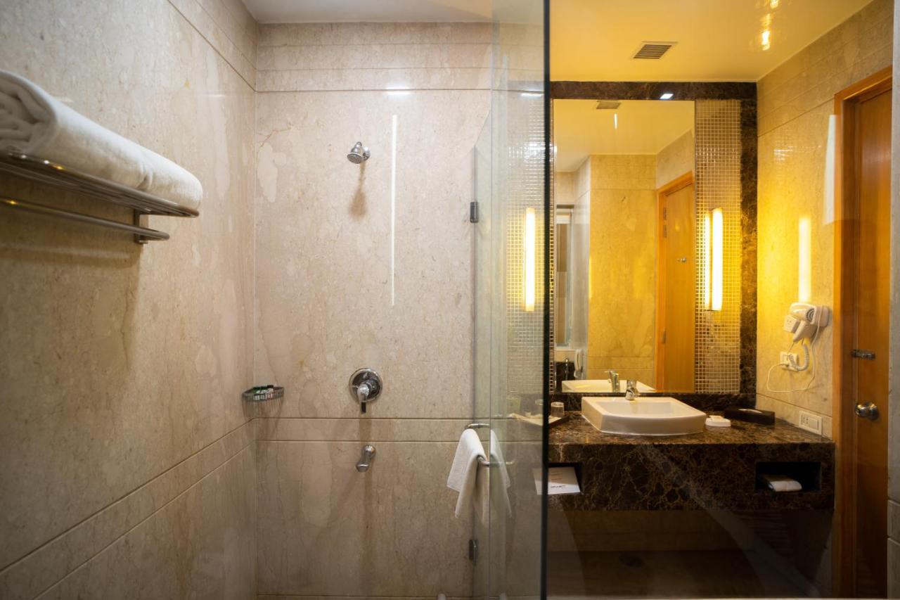Hotel Opulent By Udman Chhattarpur 4*