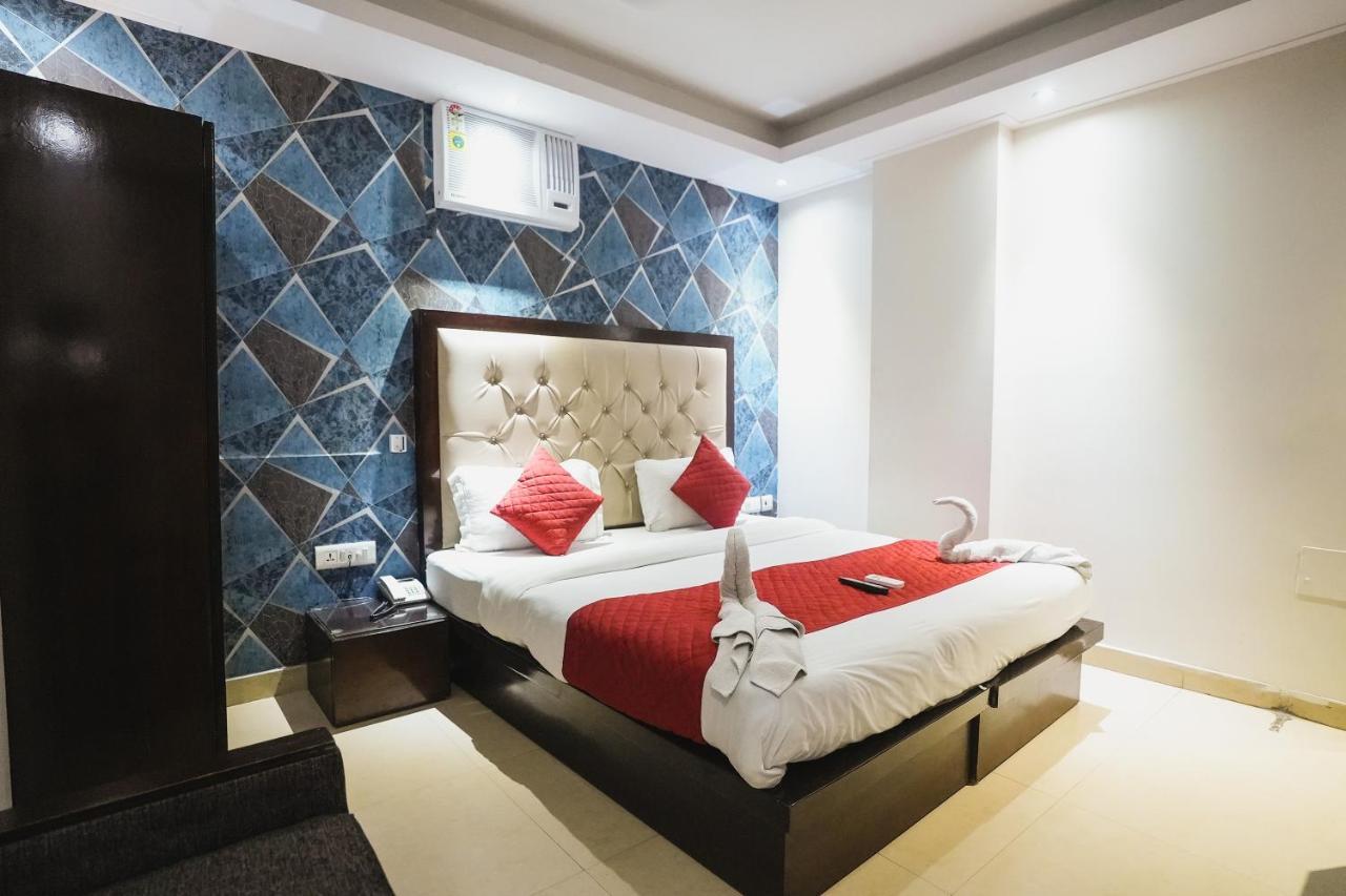 B Continental Hotel Delhi (National Capital Territory of India)