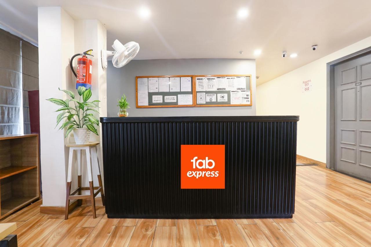 Hotel Fabexpress Pp Residency New Delhi
