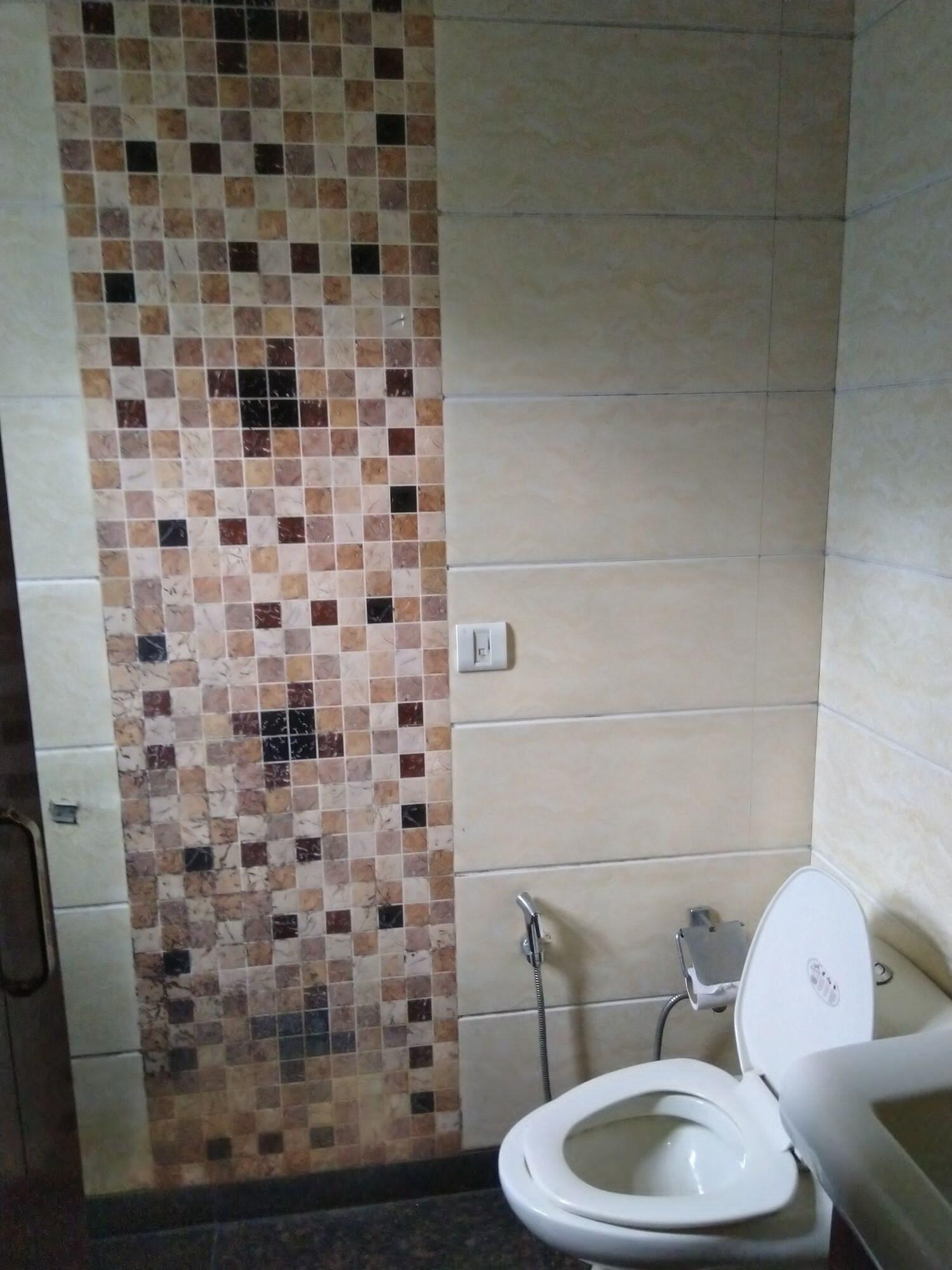Arihant Inn-near Blk Hospital New Delhi
