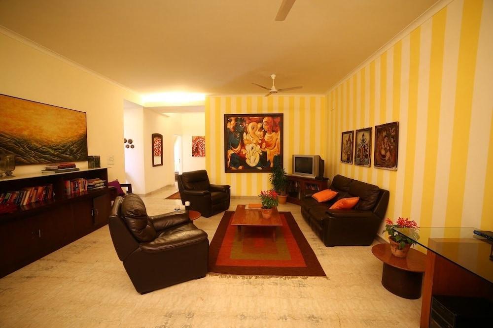 Colonel's Retreat New Delhi