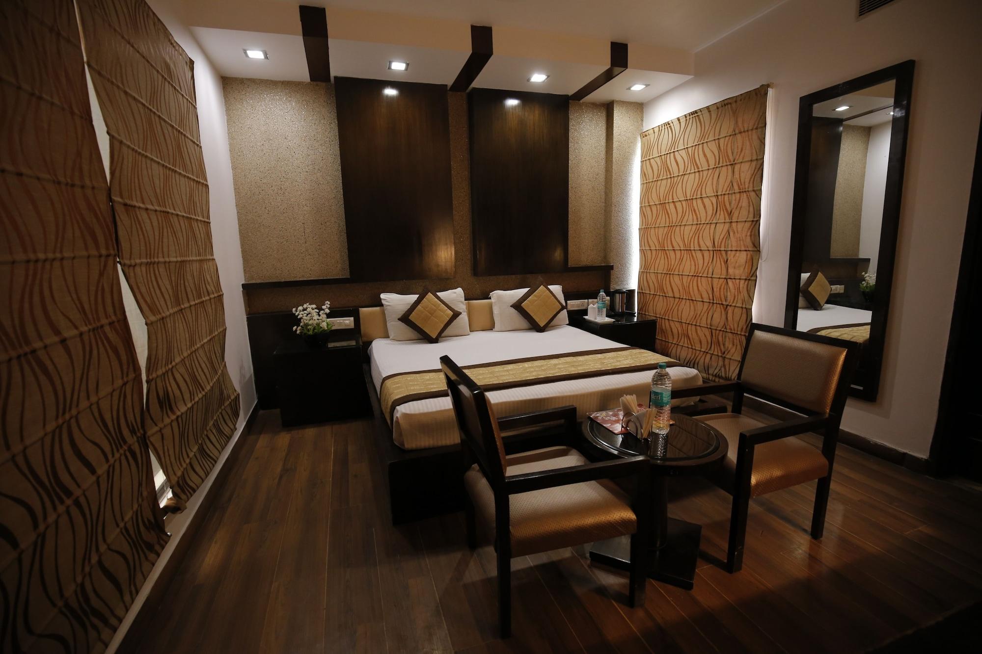Pride, Karol Bagh Hotel 3*