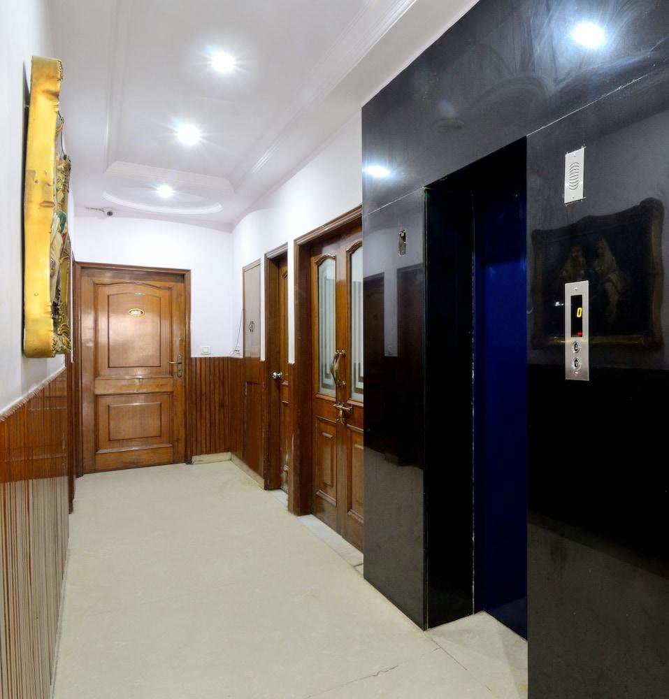 Pablas International, New Delhi, Near Metro Hotel Delhi (National Capital Territory of India)