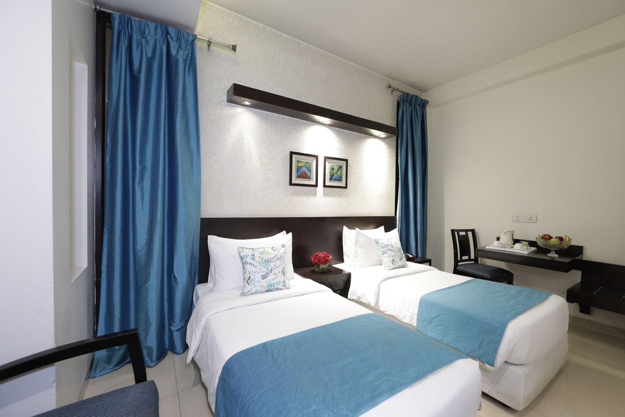 Rockland Hotel, C.r Park