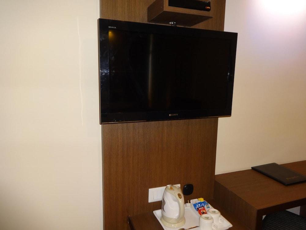 The Pamposh Hotel New Delhi