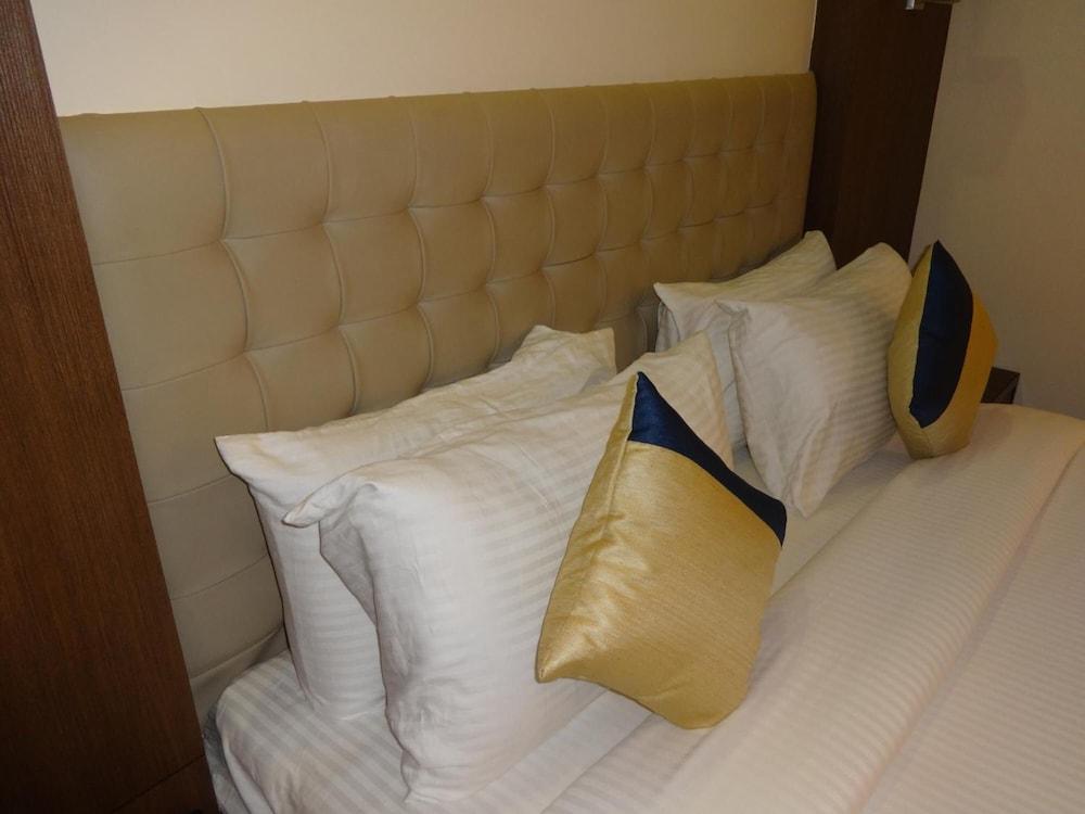 The Pamposh Hotel New Delhi