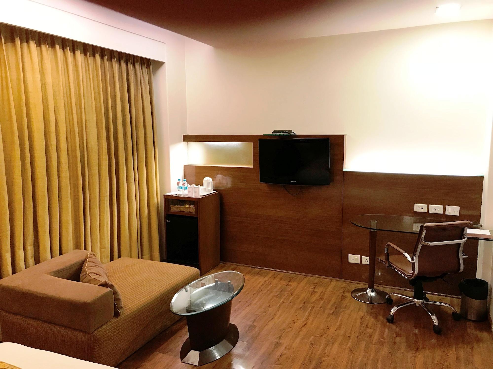 Indus Biznotel
