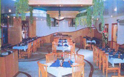 B Continental Hotel