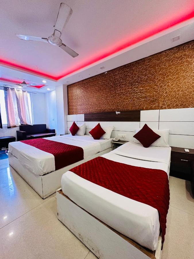 Bed & Breakfast Majestic Park At Delhi Airport New Delhi