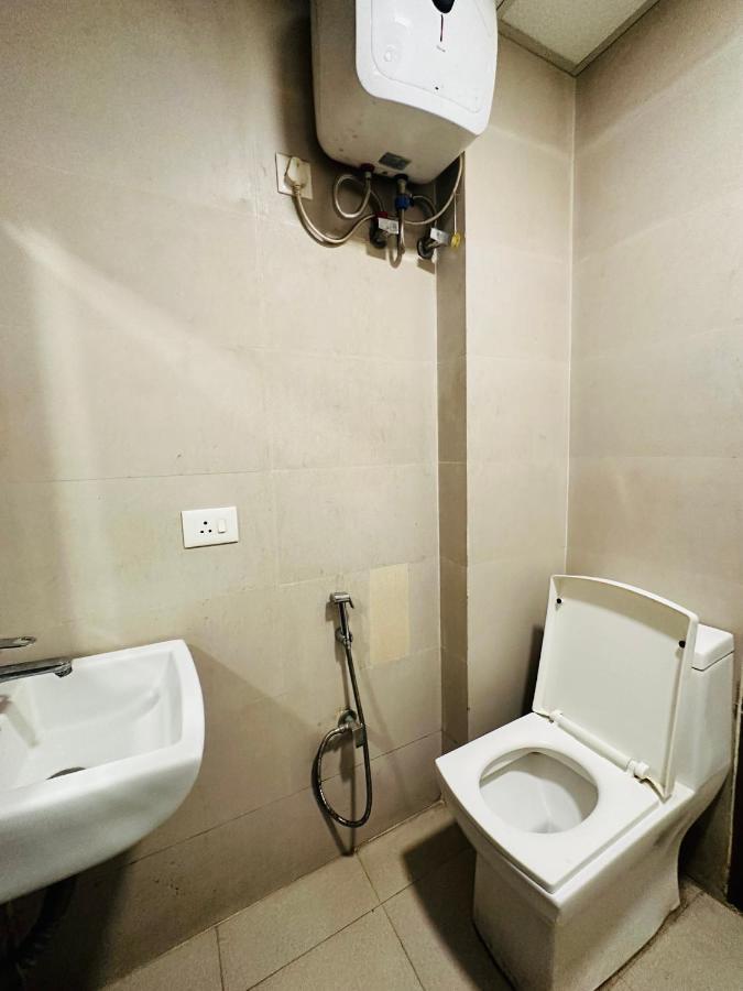 Majestic Park At Delhi Airport Bed & Breakfast 4*