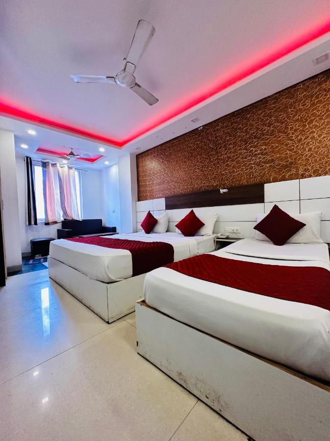 Bed & Breakfast Majestic Park At Delhi Airport 4*