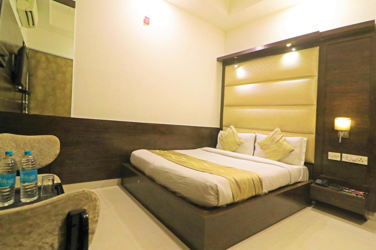 Hotel Pathway Near Delhi Airport New Delhi