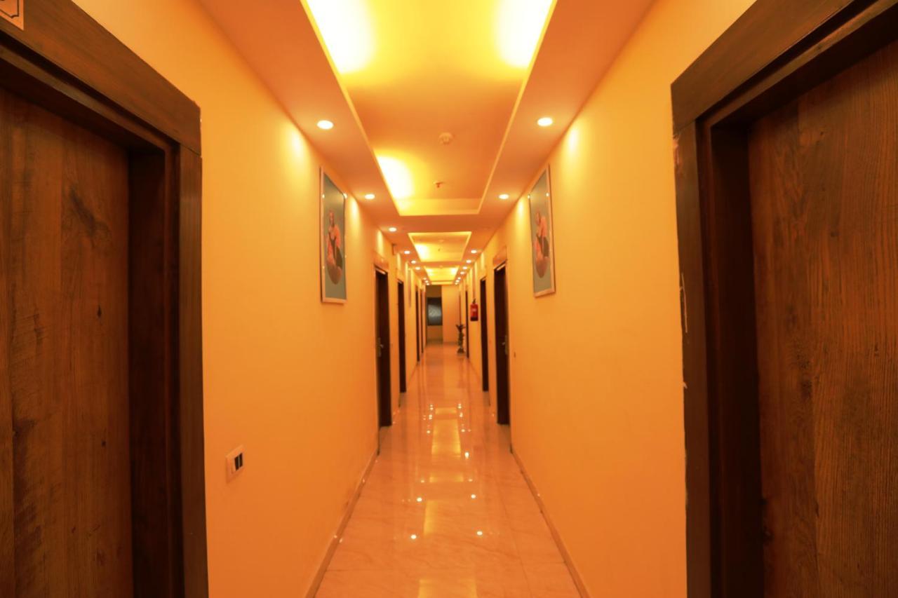 Red Coral - Netaji Subhash Place, Pitampura 3* New Delhi